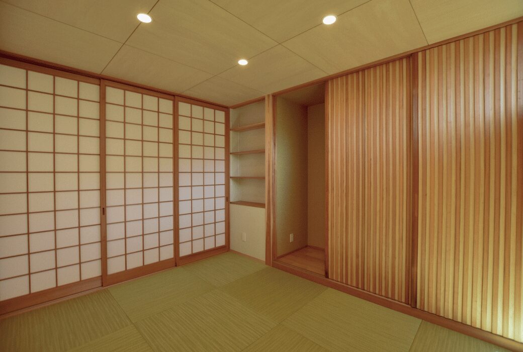 心落ち着く和室と坪庭のある家