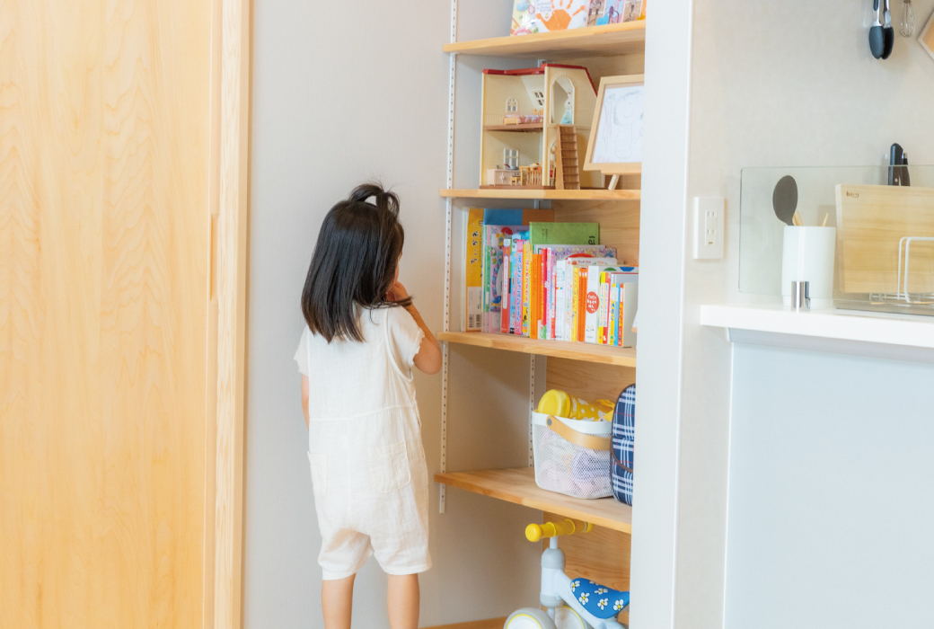 大人グレージュなナチュラルモダンの家