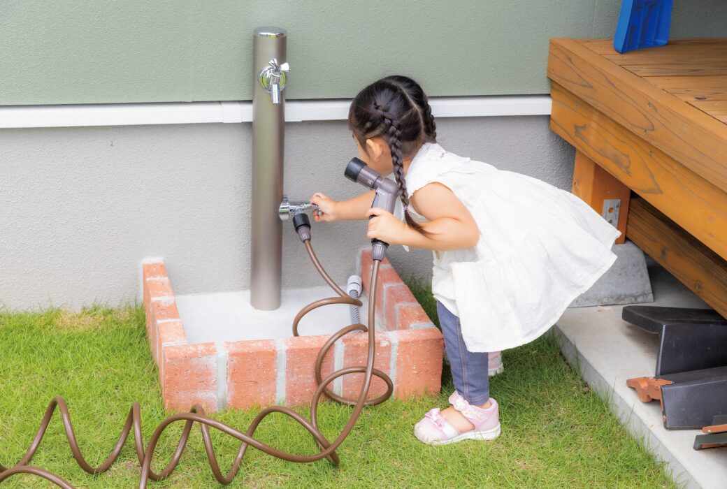 眺望を臨むＬ字の家