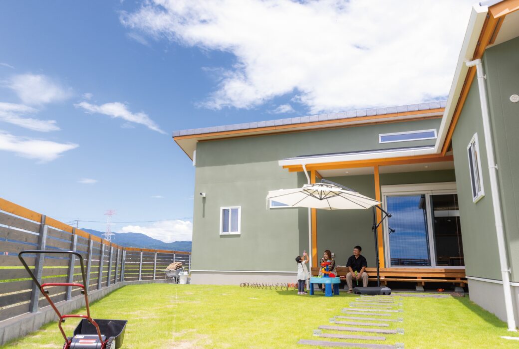 眺望を臨むＬ字の家