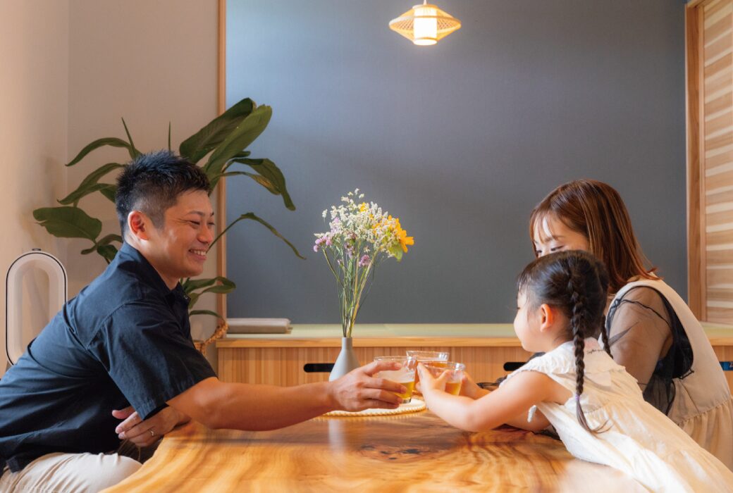 眺望を臨むＬ字の家