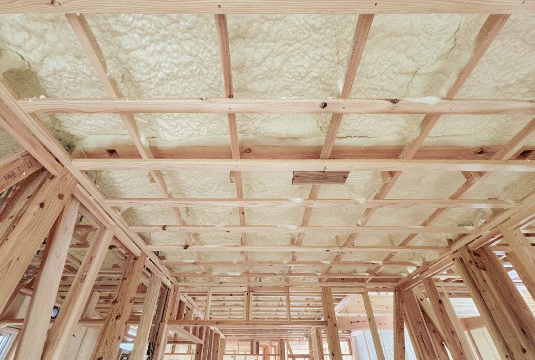 マシュマロ断熱とは？フォームライトSLでつくる、木の家にやさしい断熱の話